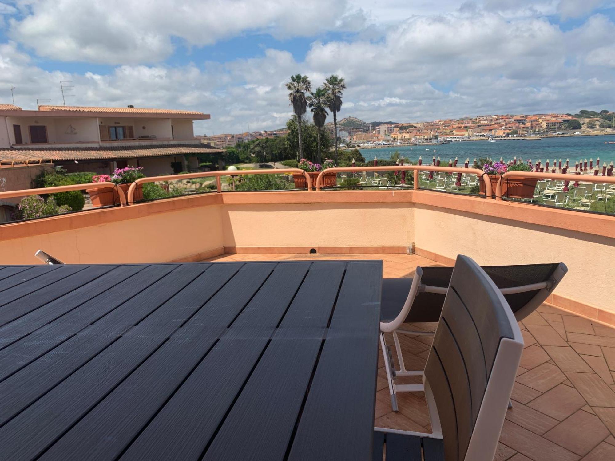 Case Sul Mare Palau Exterior photo